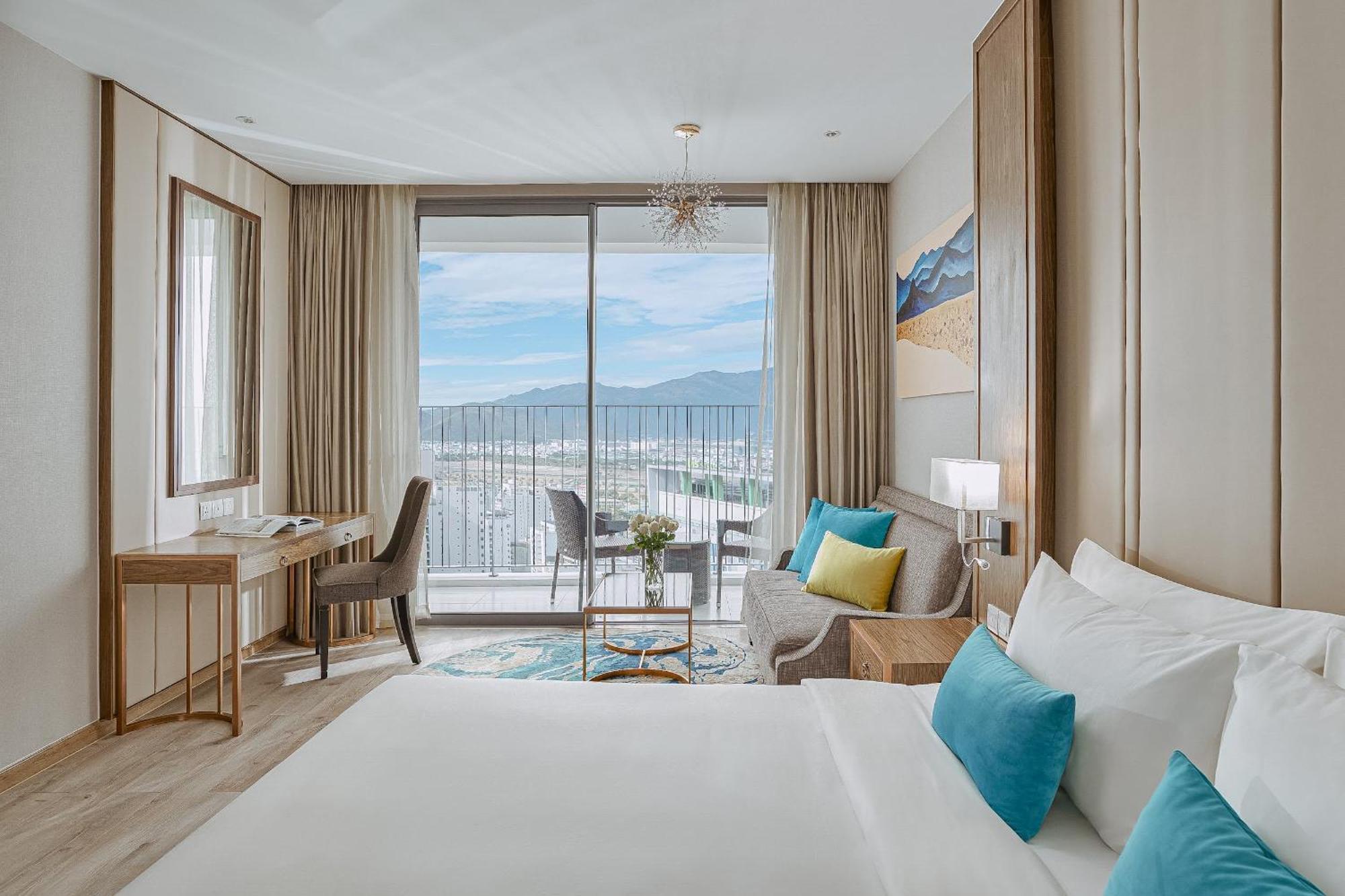 Coastal Panorama Oceanfront Suites ญาจาง ภายนอก รูปภาพ