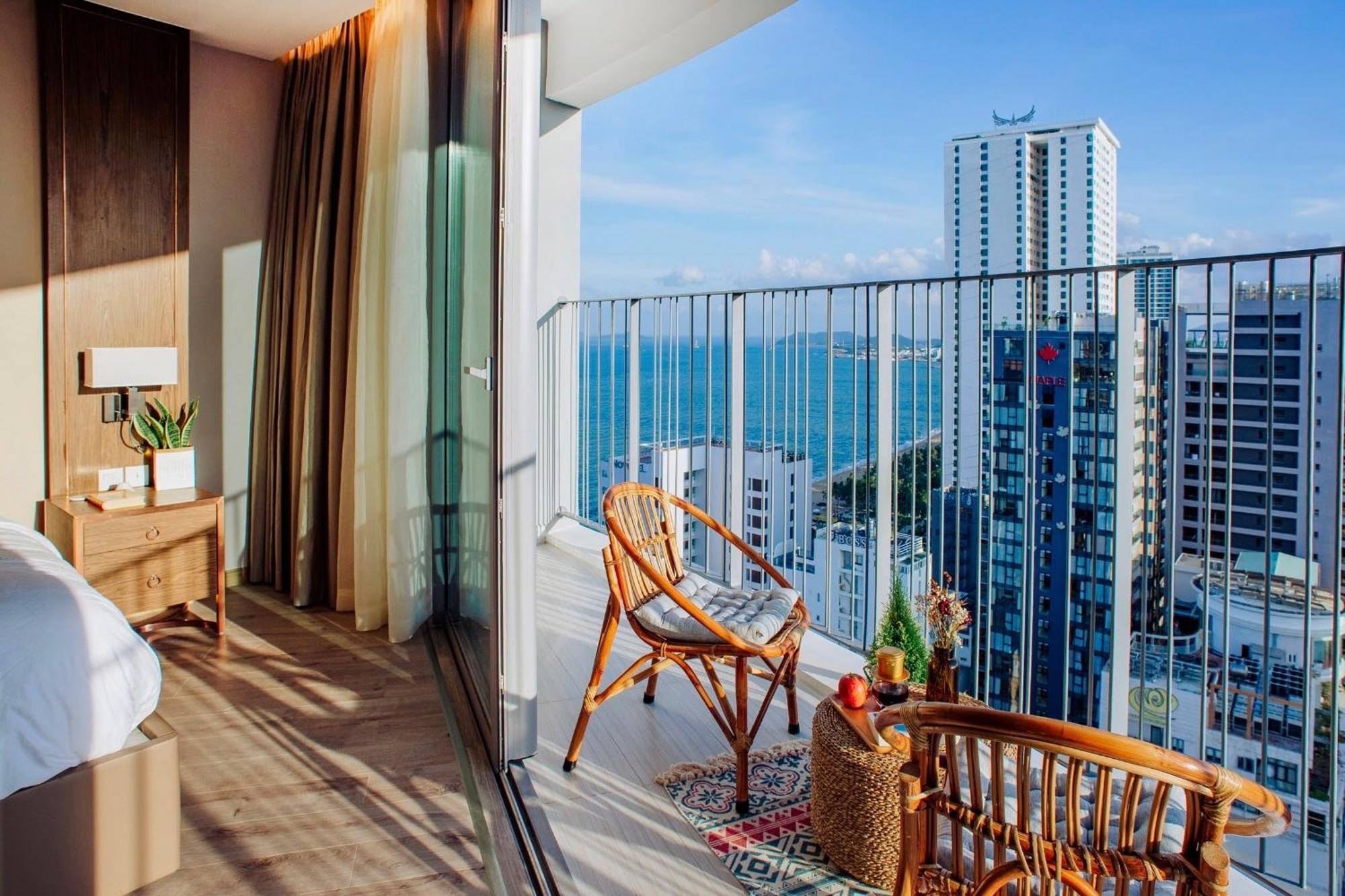 Coastal Panorama Oceanfront Suites ญาจาง ภายนอก รูปภาพ