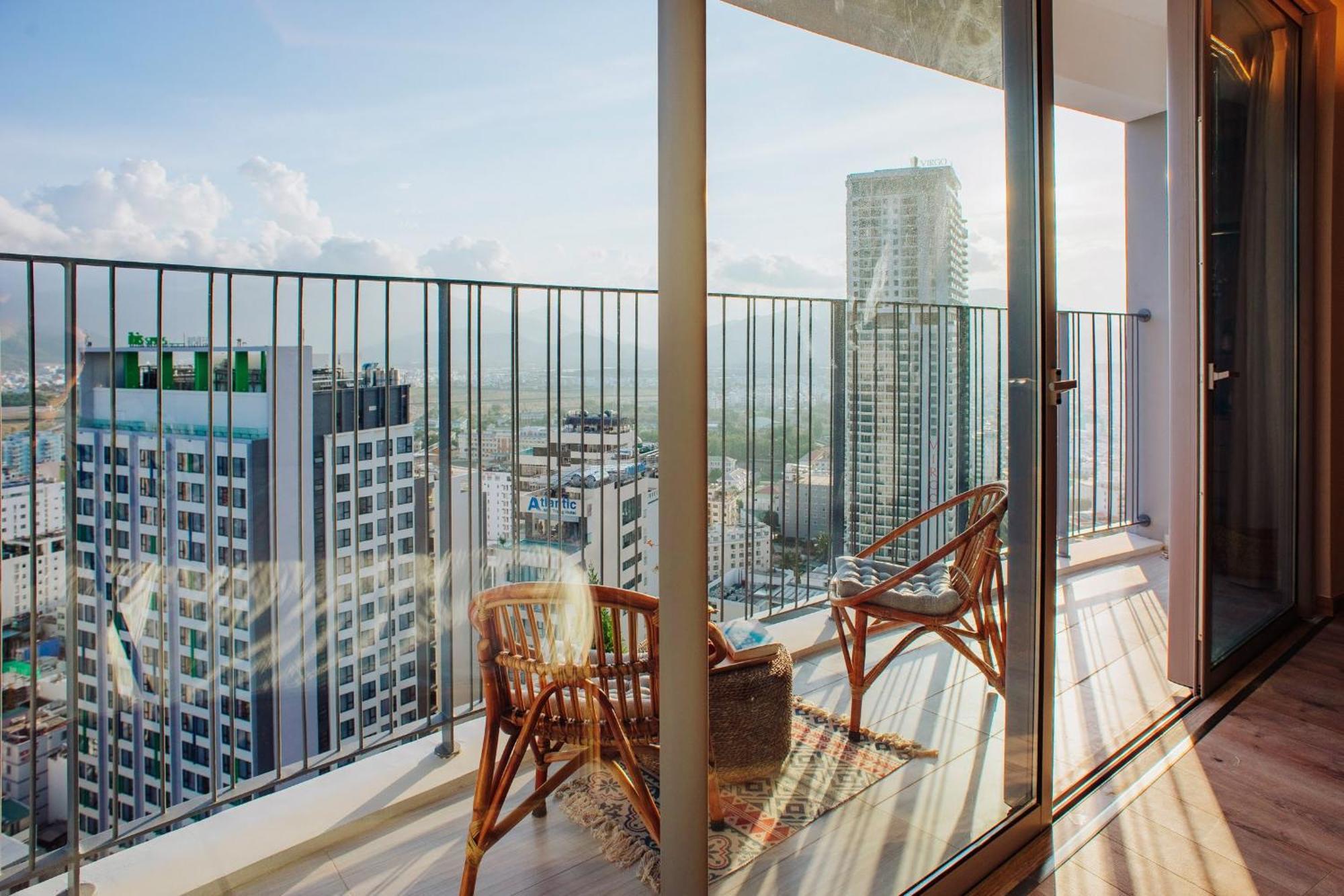 Coastal Panorama Oceanfront Suites ญาจาง ภายนอก รูปภาพ